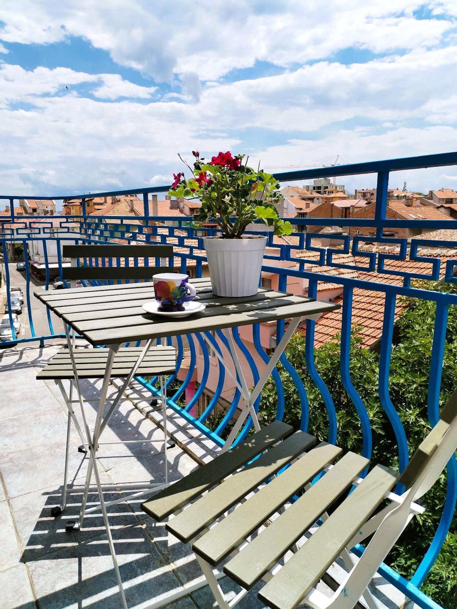 Lira Sto Apartments Pomorie Exterior foto
